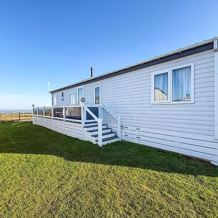 Stunning 6 Berth Lodge With Full Sea Views In Suffolk Ref 68007Cr 로웨스터프 외부 사진