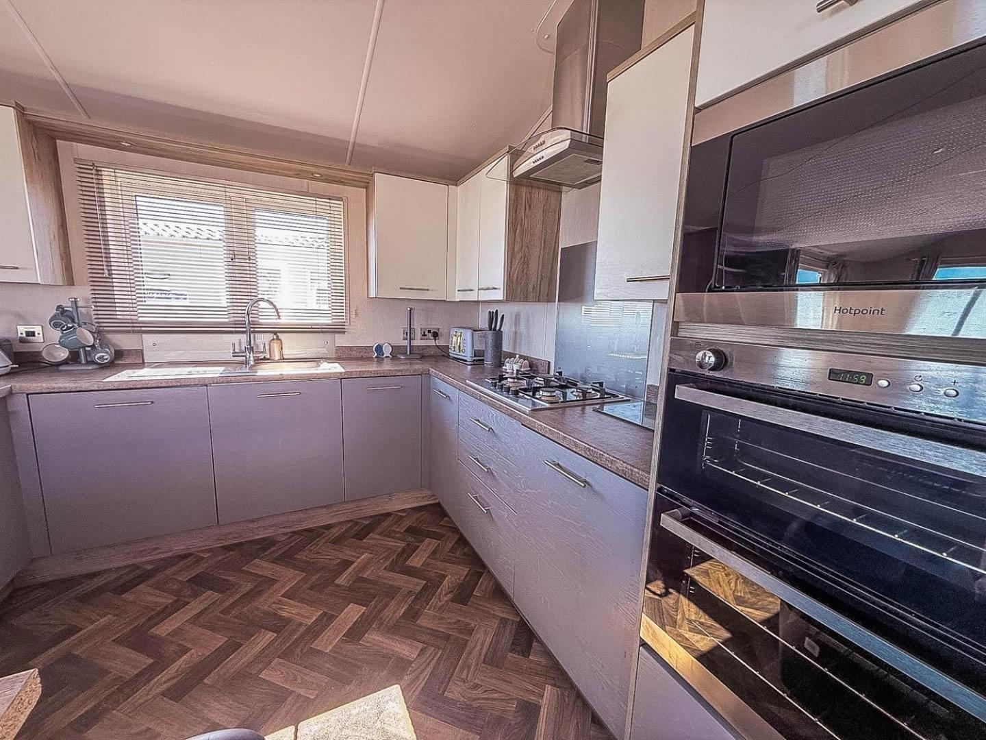 Stunning 6 Berth Lodge With Full Sea Views In Suffolk Ref 68007Cr 로웨스터프 외부 사진